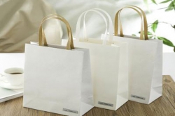 白牛皮紙泛黃的原因及解決方法